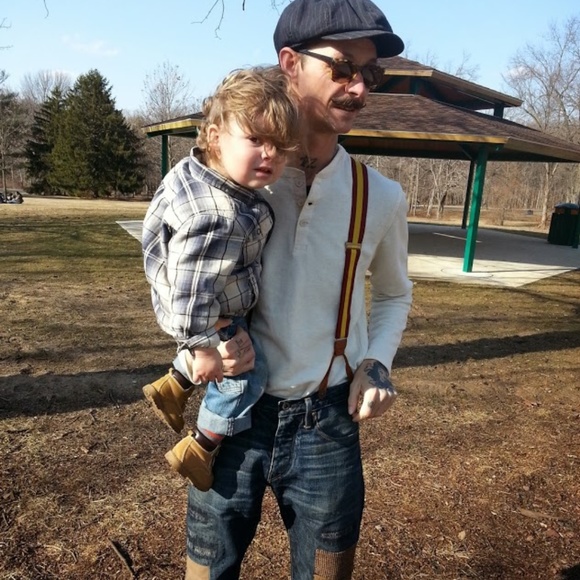 Meet your Posher, Dustin - Picture 2 of 8